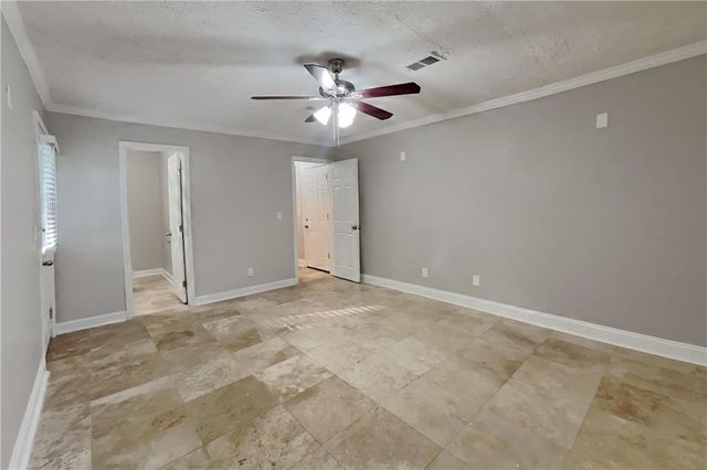 464 Ridgemont Drive, Lawrenceville, GA 30046