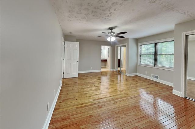 464 Ridgemont Drive, Lawrenceville, GA 30046