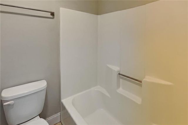 464 Ridgemont Drive, Lawrenceville, GA 30046