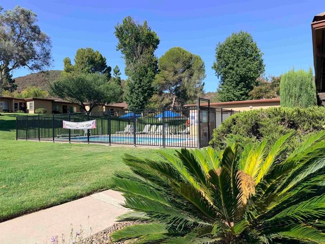 8741 Wahl, Santee, CA 92071