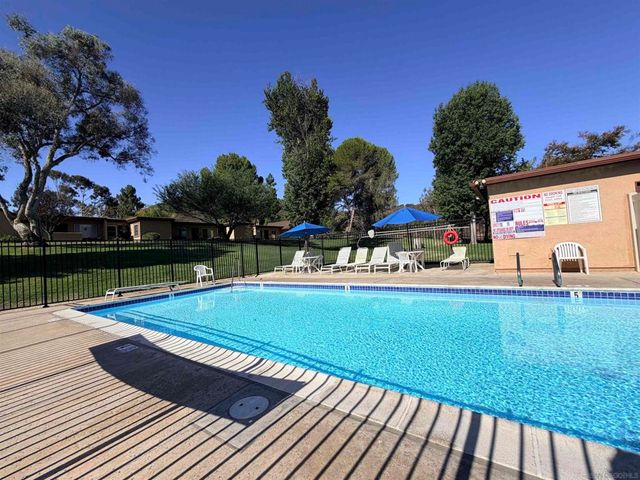 8741 Wahl, Santee, CA 92071