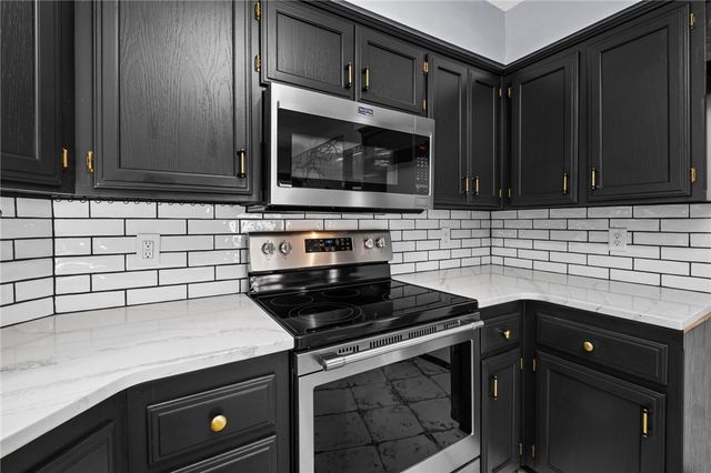 41 Selkirk Drive, Bella Vista, AR 72715