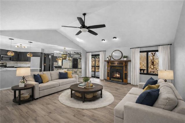 41 Selkirk Drive, Bella Vista, AR 72715