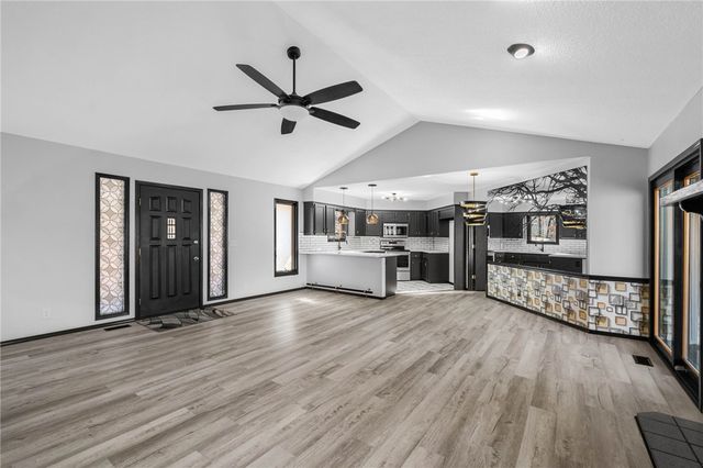 41 Selkirk Drive, Bella Vista, AR 72715