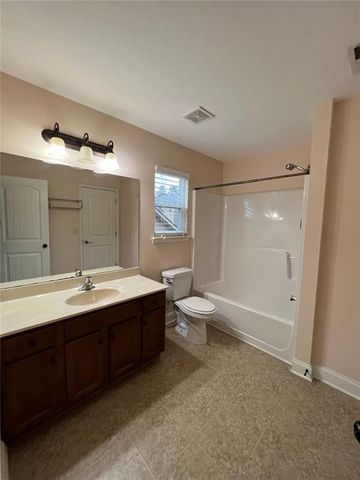 3605 Fallen Oak Lane, Buford, GA 30519