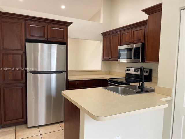1511 San Remo Circle 1511, Homestead, FL 33035
