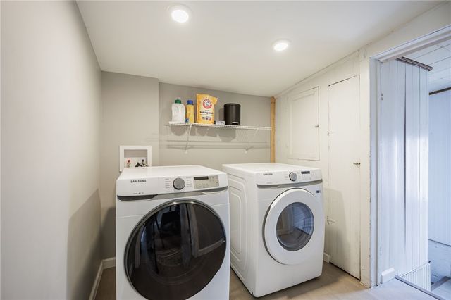 146 Maiden Lane, Greece, NY 14616