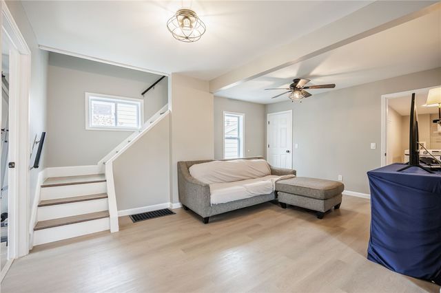 146 Maiden Lane, Greece, NY 14616