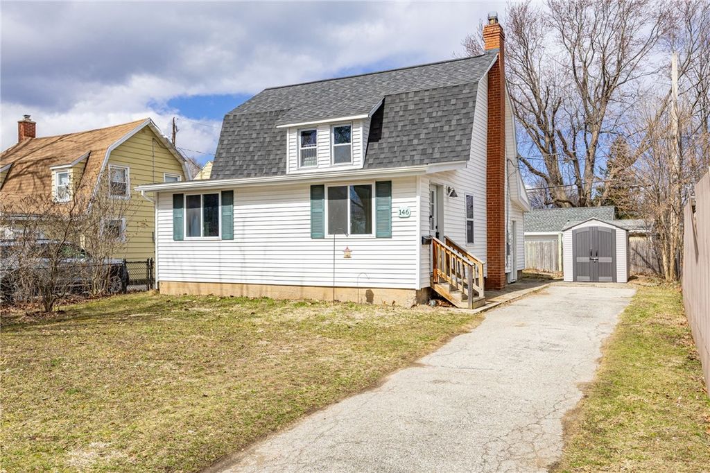 146 Maiden Lane, Greece, NY 14616