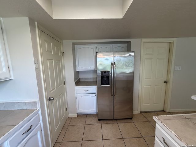 5802 OAK COUNTRY WAY, San Antonio, TX 78247