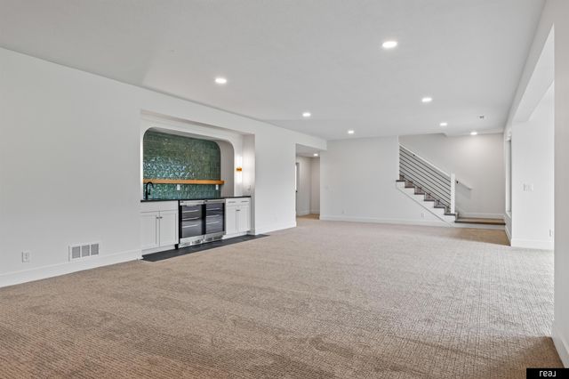 18304 Blackwalnut Street, Omaha, NE 68136