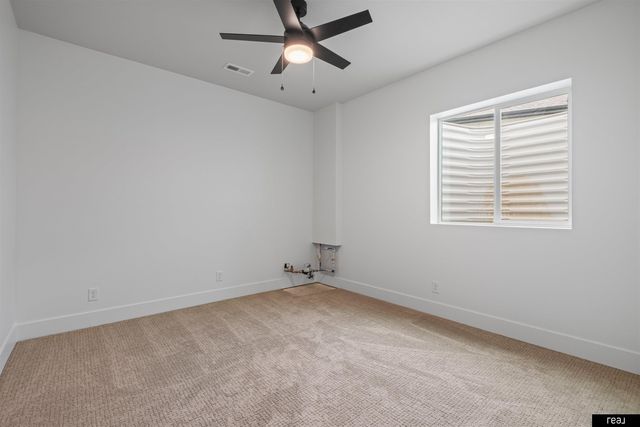 18304 Blackwalnut Street, Omaha, NE 68136