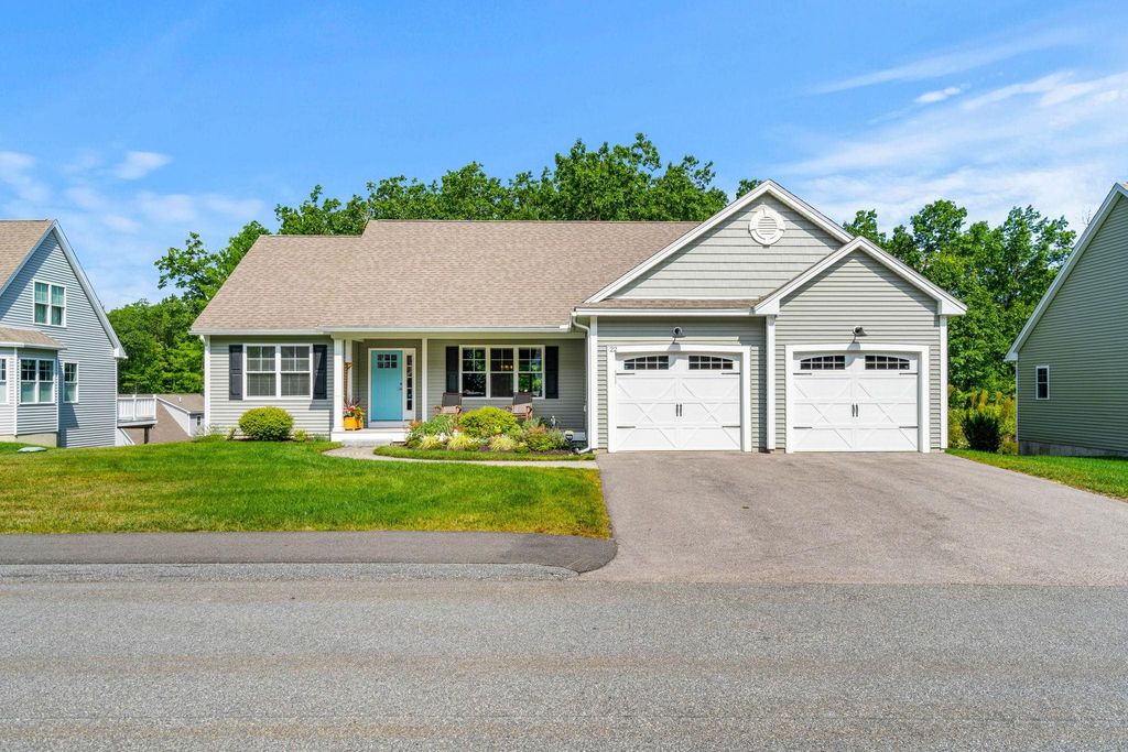 22 Cobbett Lane, Hollis, NH 03049