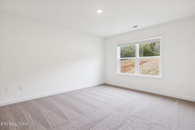 177 N Rolling Meadows Drive, Harriman, TN 37748