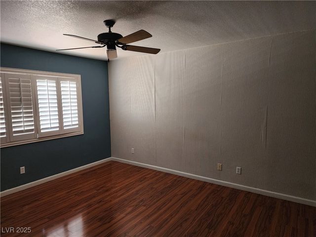 7733 Almeria Avenue, Las Vegas, NV 89128