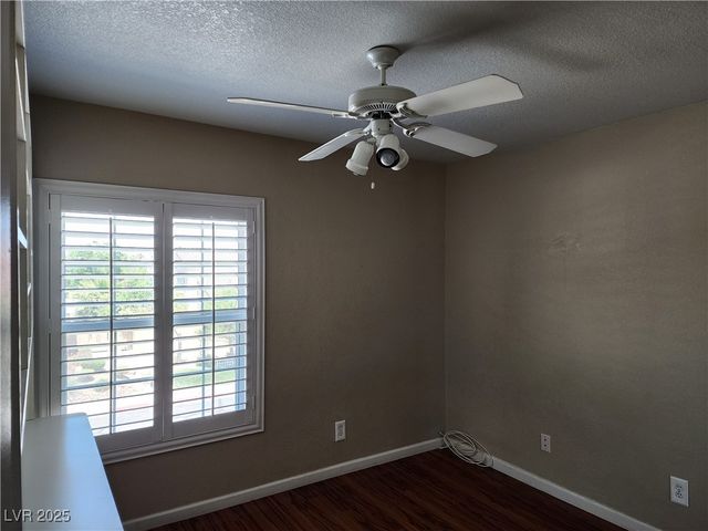 7733 Almeria Avenue, Las Vegas, NV 89128