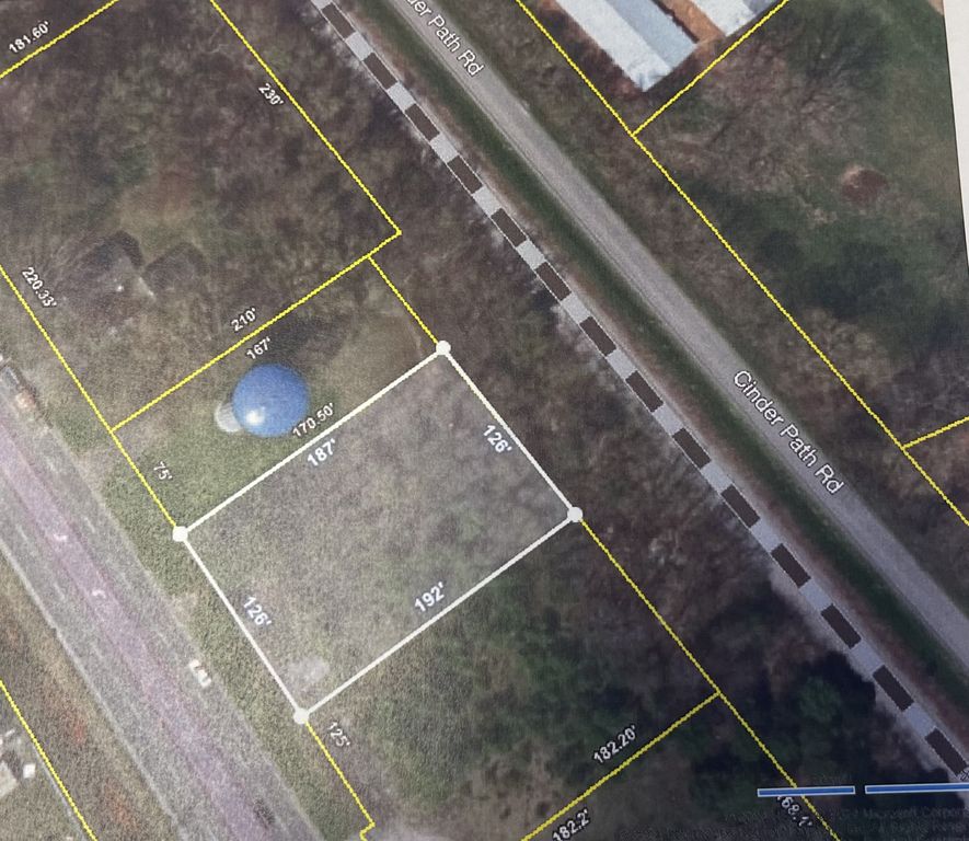 814 N Main St, Estill Springs, TN 37330