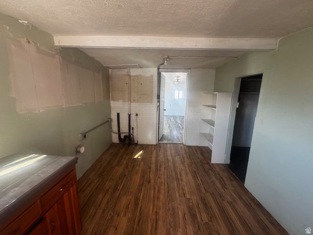 215 W 200 N, Moroni, UT 84646