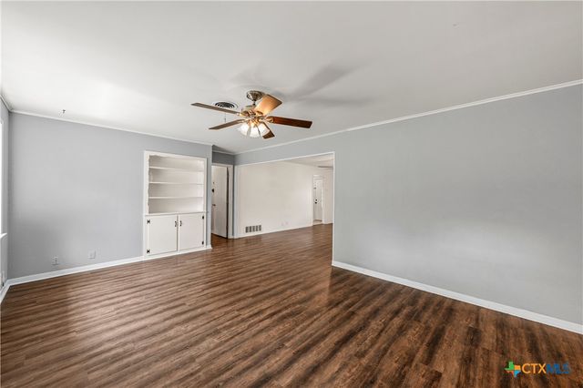 2417 Robin Road, Temple, TX 76502