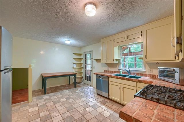 2245 Birmingham Road, Alpharetta, GA 30004