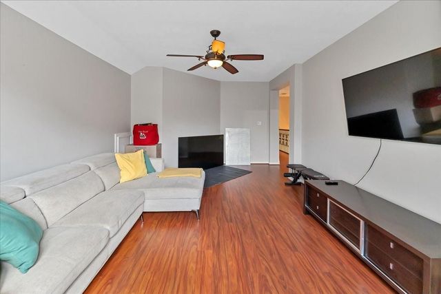 31 Brywood Place, The Woodlands, TX 77382