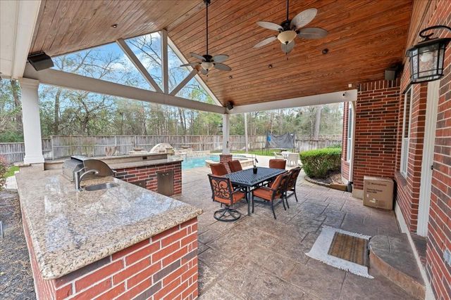 31 Brywood Place, The Woodlands, TX 77382