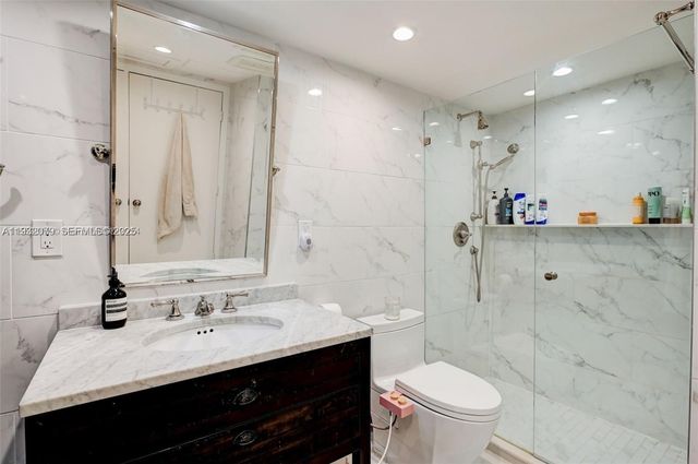 5600 Collins Ave 9M, Miami Beach, FL 33140