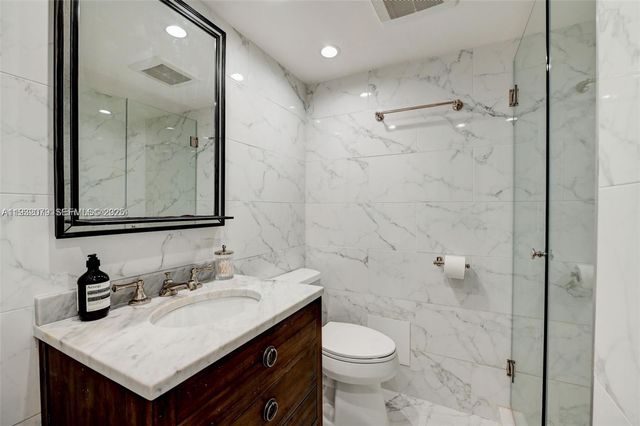 5600 Collins Ave 9M, Miami Beach, FL 33140