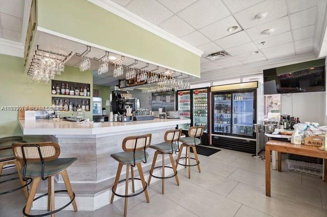 5600 Collins Ave 9M, Miami Beach, FL 33140