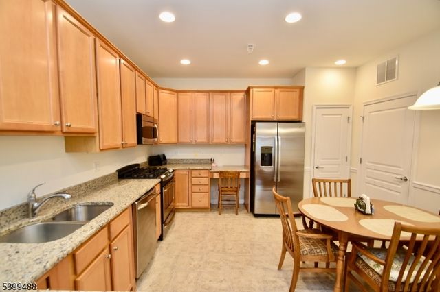 3121 Warrens Way, Wanaque Boro, NJ 07465