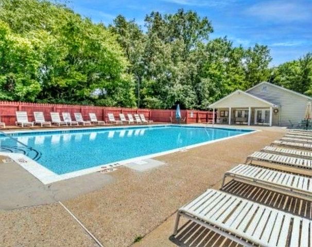 413 S Timber Dr, Nashville, TN 37214
