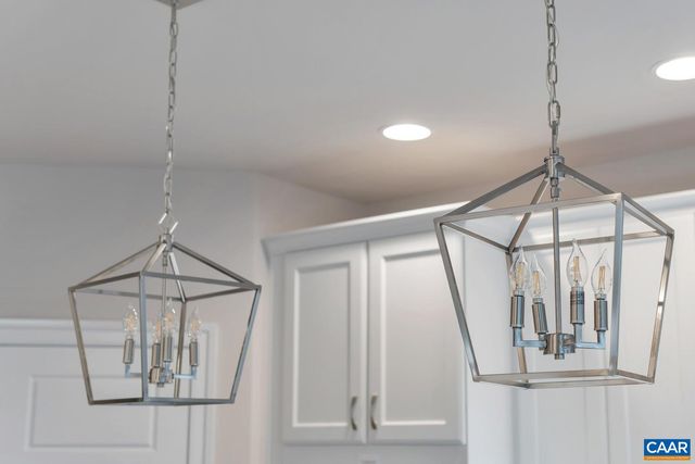 1 DeCERBO TERR, Charlottesville, VA 22901