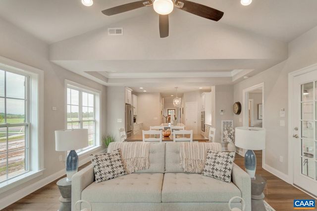 1 DeCERBO TERR, Charlottesville, VA 22901