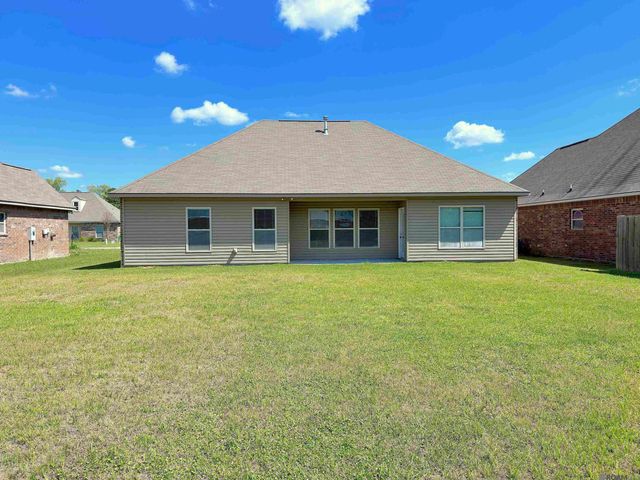 23319 Mango Dr, Denham Springs, LA 70726