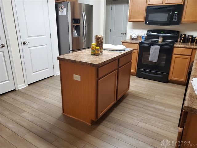 5100 Oak Avenue, Dayton, OH 45439