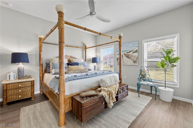 112 Wilmington PKWY, Matlacha, FL 33993