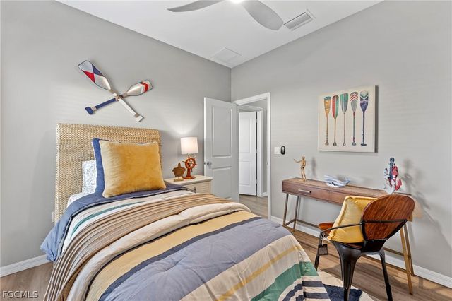 112 Wilmington PKWY, Matlacha, FL 33993