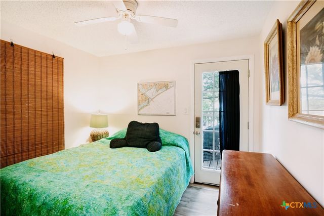 88 Bay Street, Port O'connor, TX 77982