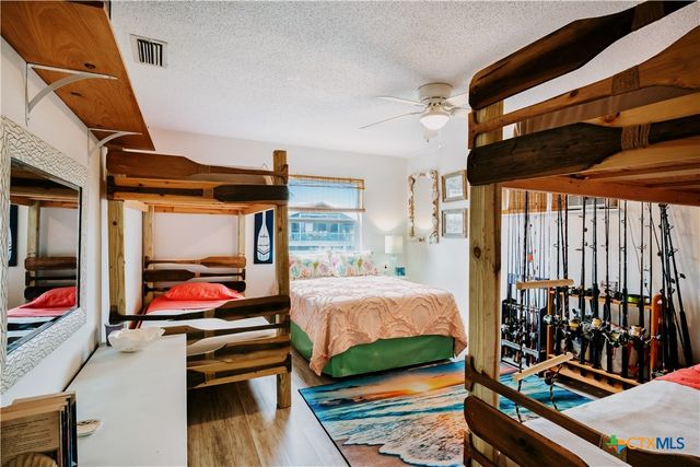 88 Bay Street, Port O'connor, TX 77982