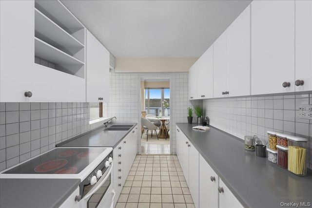 2727 Palisade Avenue 8H, Bronx, NY 10463