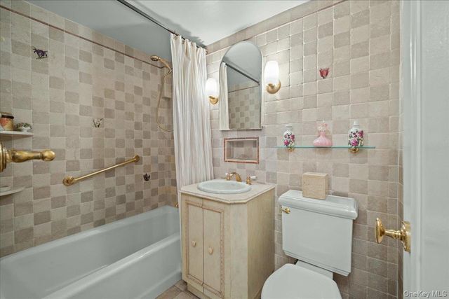 2727 Palisade Avenue 8H, Bronx, NY 10463