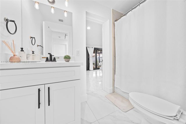 11011 SW 143rd Ct, Miami, FL 33186