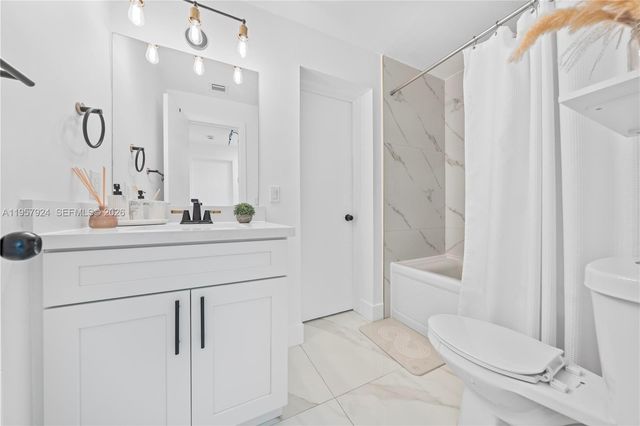 11011 SW 143rd Ct, Miami, FL 33186