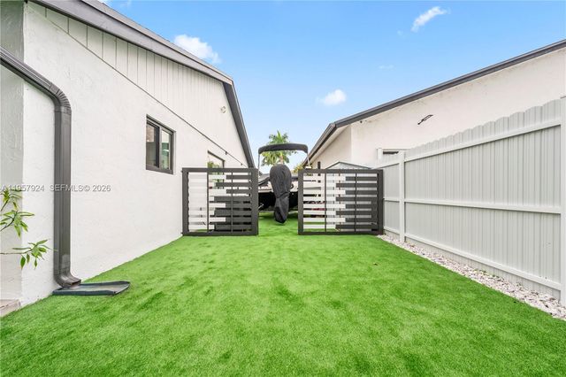 11011 SW 143rd Ct, Miami, FL 33186