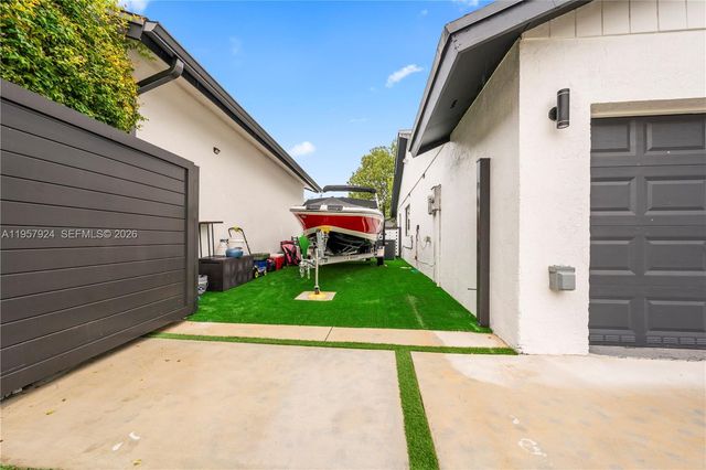 11011 SW 143rd Ct, Miami, FL 33186