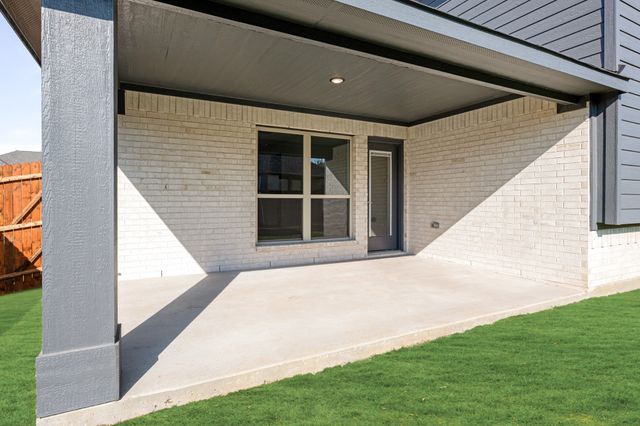 210 Comanche Trail, Alvarado, TX 76009