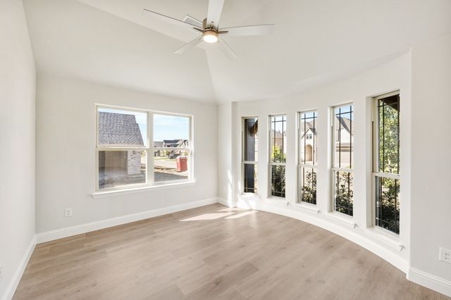 210 Comanche Trail, Alvarado, TX 76009