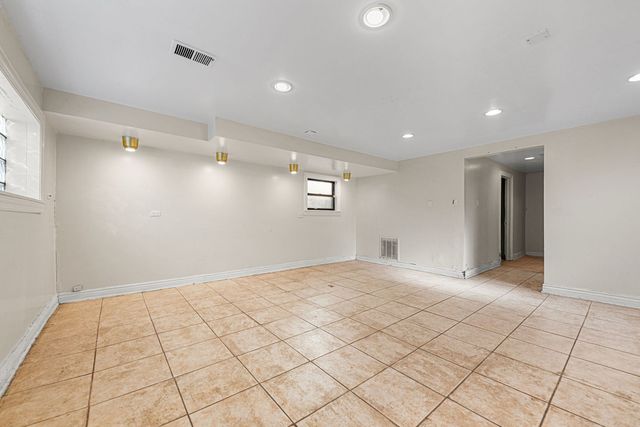 7948 S Avalon Avenue, Chicago, IL 60619