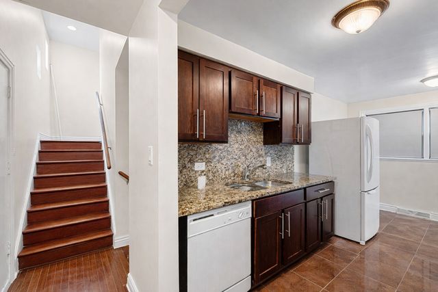 7948 S Avalon Avenue, Chicago, IL 60619