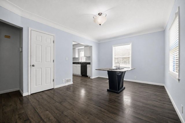 259 20th Avenue S, South Saint Paul, MN 55075